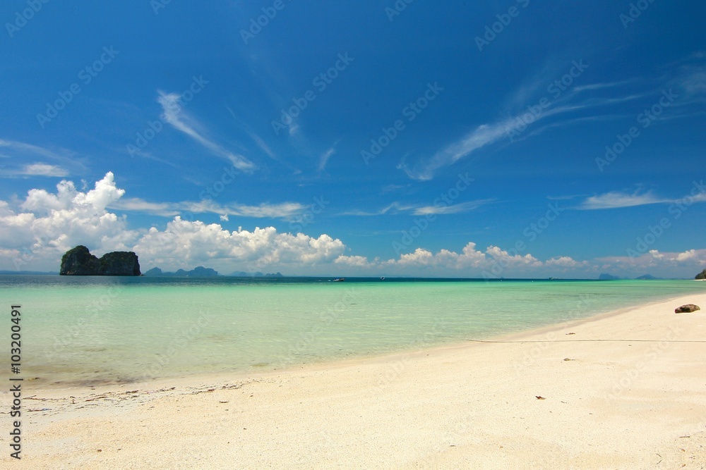 Obraz premium The paradise island in Trang Province , Thailand