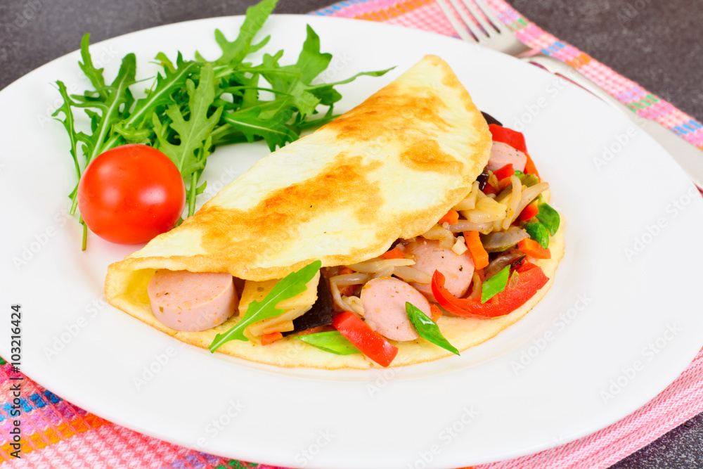 Healthy and Diet Food: Scrambled Eggs with Sausage and Vegetable Healthy and Diet Food: Scrambled Eggs with Sausage and Vegetable