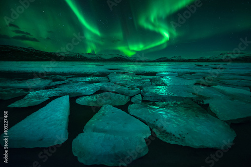 Aurora (Iceland) © sarawutintarob