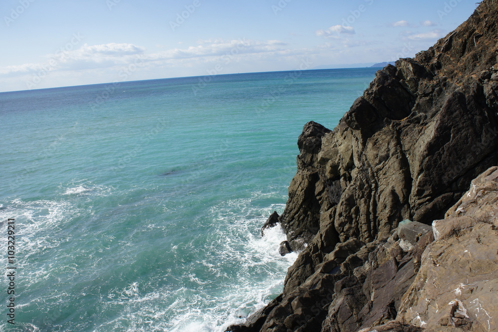 岩と海