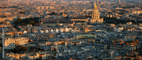 Coucher de soleil sur Paris © James Goldfinch