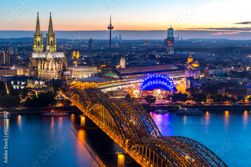 Φωτογραφία Cologne Cathedral aerial
