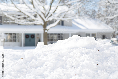 driveway snow piled