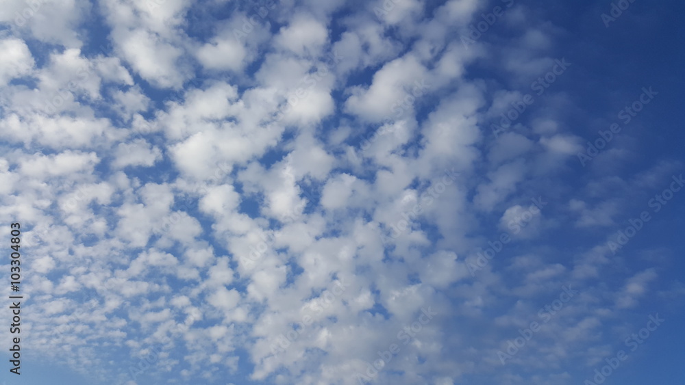 Blue sky with cloudy atmosphere Blue sky with cloudy atmosphere