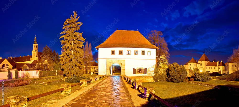 Obraz premium Old Varazdin landmarks evening view