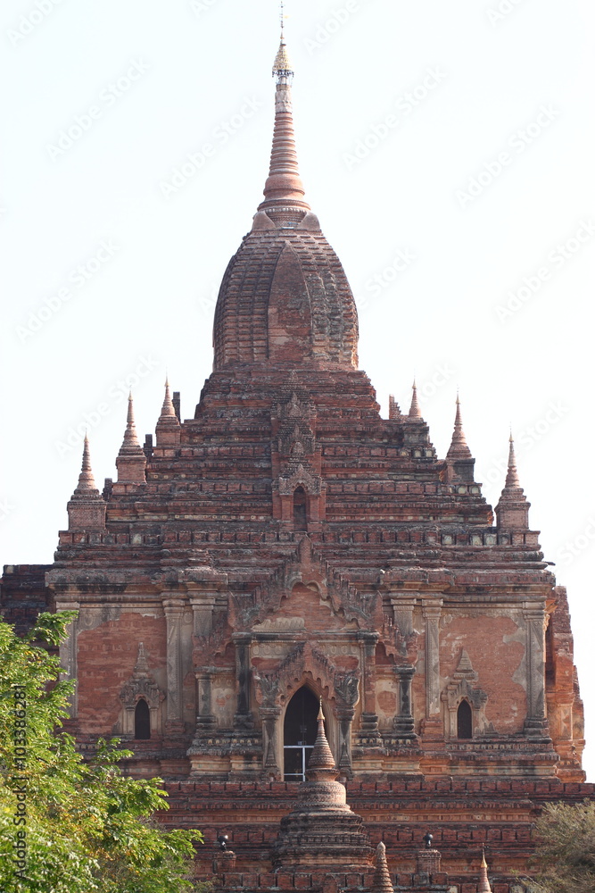 Fototapeta premium Buddhist temples in Bagan, Myanmar 