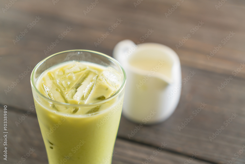 iced matcha latte iced matcha latte