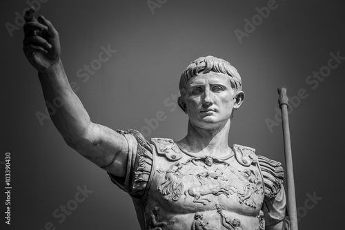 Fotografie, Obraz Socha římského císaře Augusta