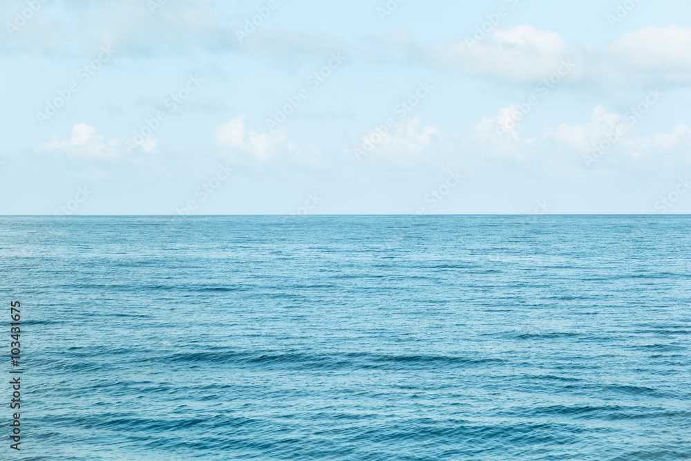 Fototapeta premium Ocean summer sea