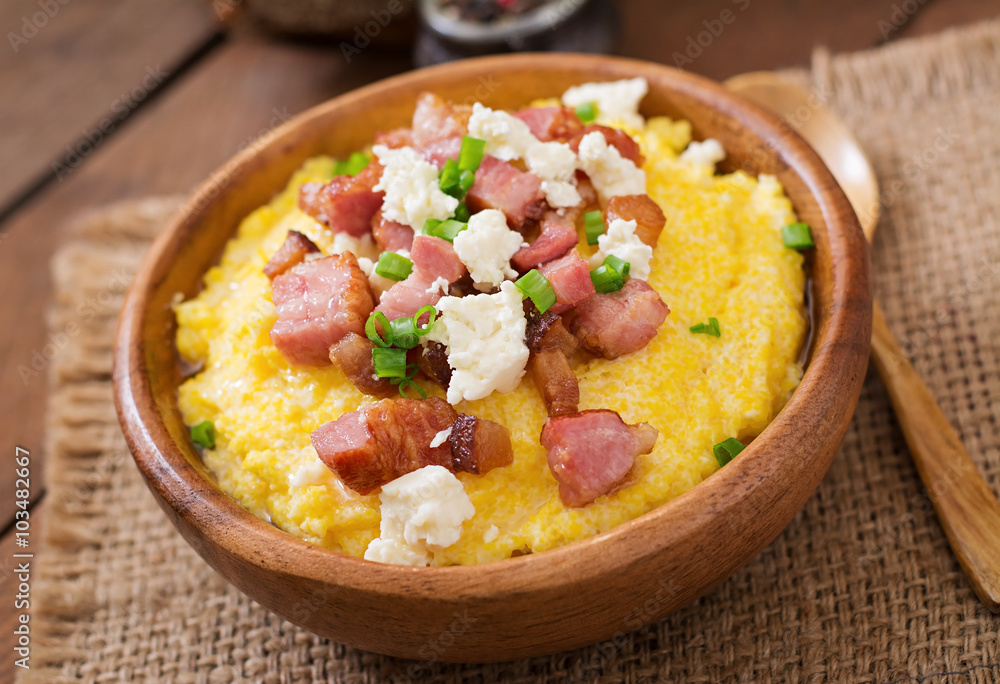 Banosh - Ukrainian Hutsul meal (maize porridge) with bacon, cracklings and cheese