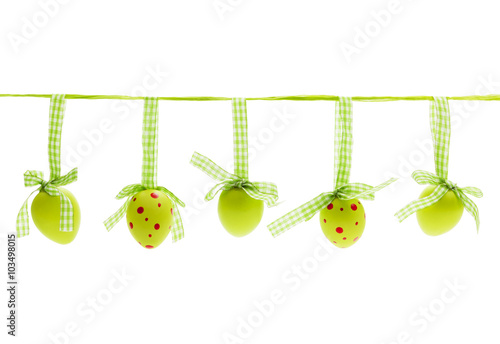 aufgehängte Ostereier