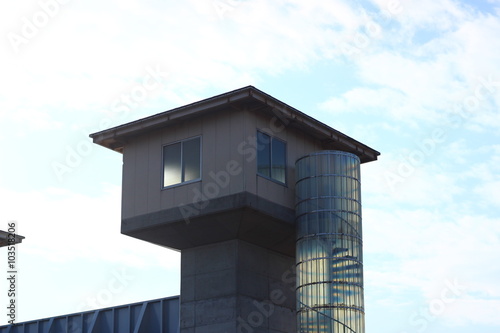 水門の監視塔