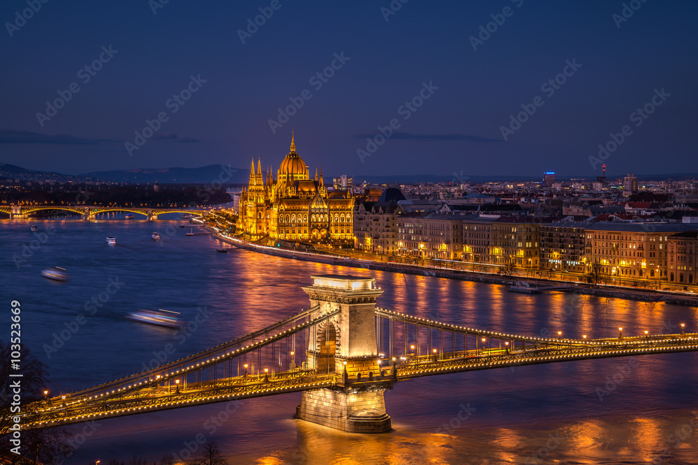 Chain bridge and Parliament building in Budapest, Hungary