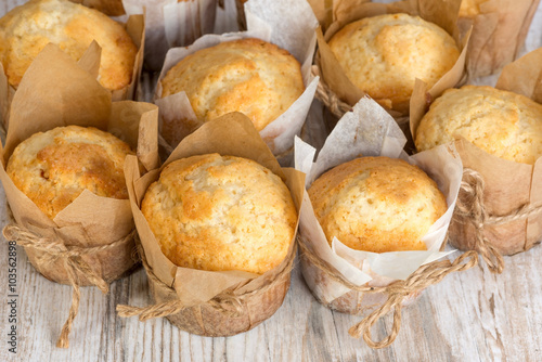 muffins in paper form