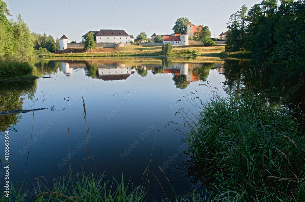Obraz premium Late gothic fortress Zumberk in the South Bohemia, Czech Republic.