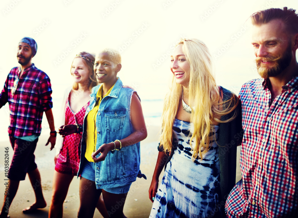 Fototapeta premium Friendship Bonding Relaxation Summer Beach Happiness Concept