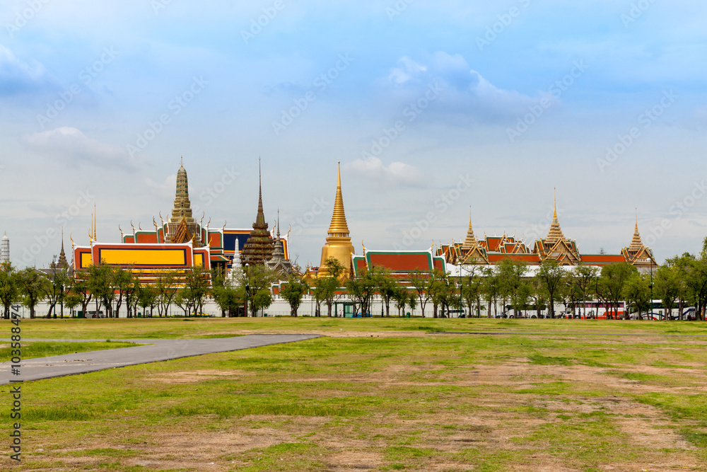 Naklejka premium Wat phra kaew, Grand palace, Bangkok, Thailand