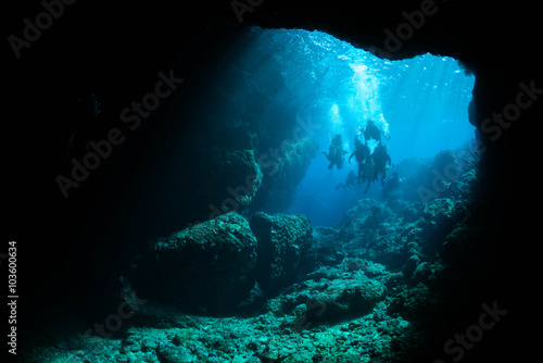 Canvas Print Blue Cave in Okinawa