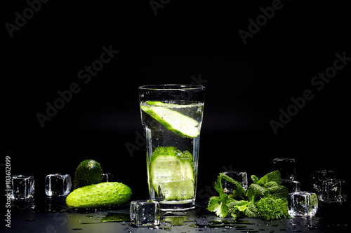 Detox water cocktail