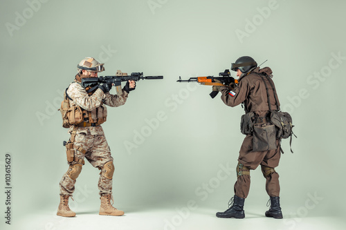 Special force soldiers: american & russian