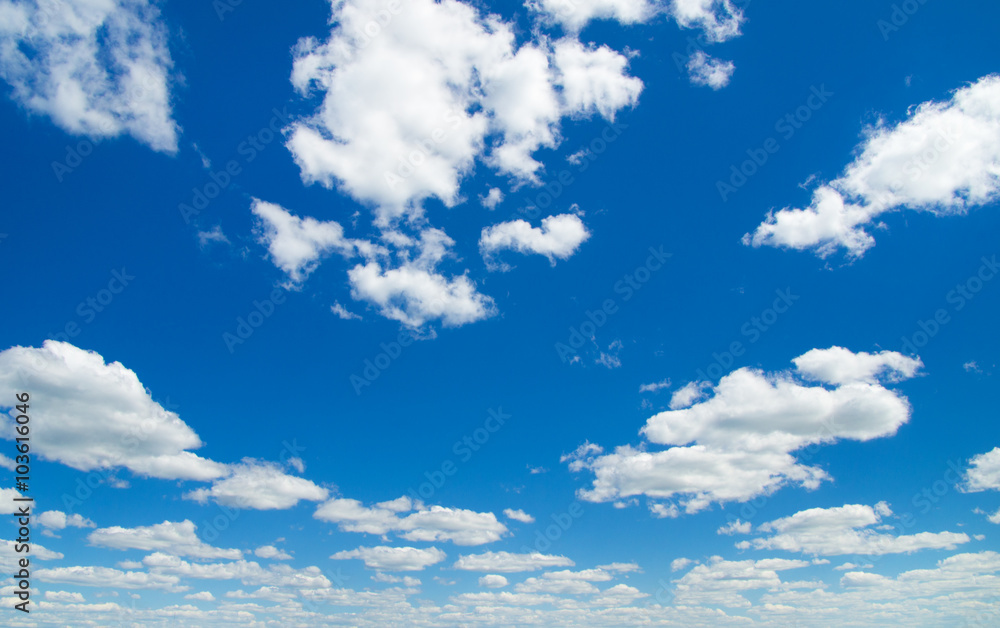 clouds in the blue sky