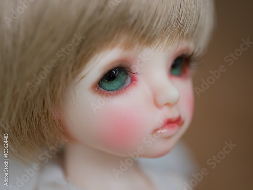 Canvas Print Blue eyes of the doll