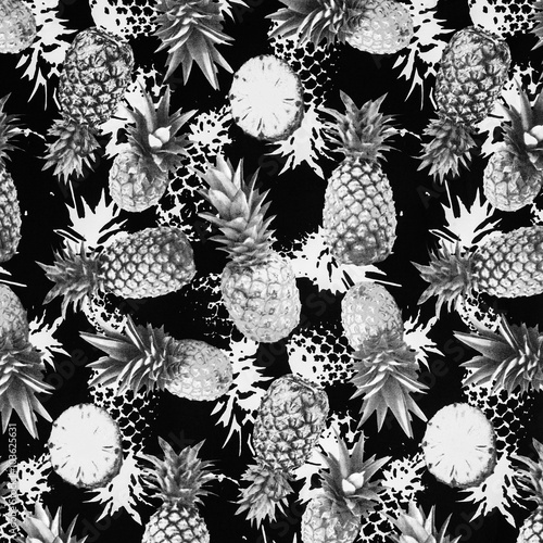texture of print fabric on pineapple