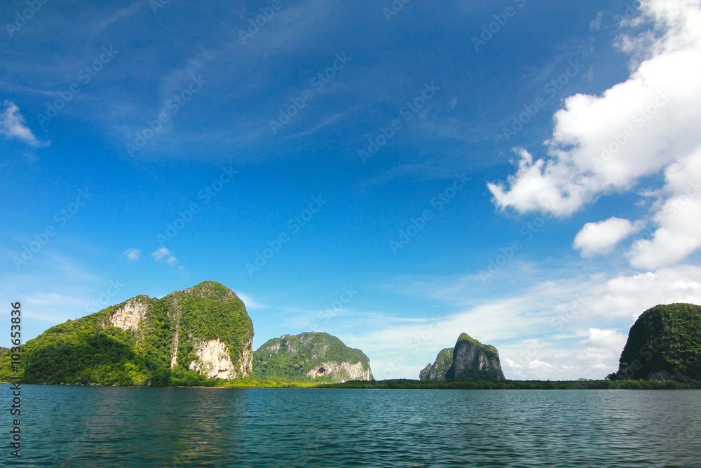 The paradise island in Trang Province , Thailand The paradise island in Trang Province , Thailand
