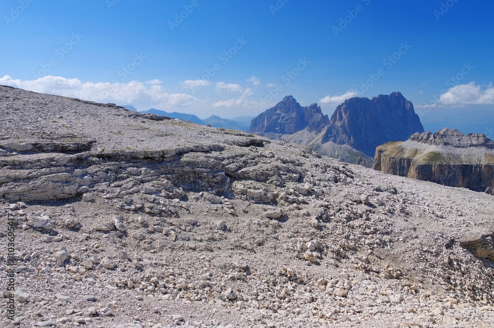 Sella Gruppe in Dolomiten - Sella group in Dolomites