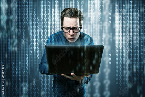 Tableau sur toile Nerdy Hacker has no idea what he is doing