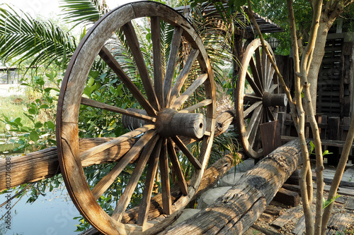 Thai wood wheel