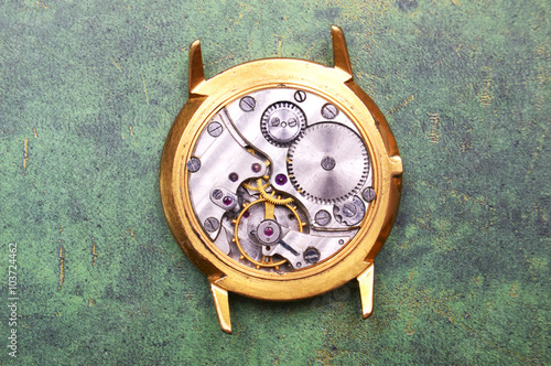 mechanism old vintage clock