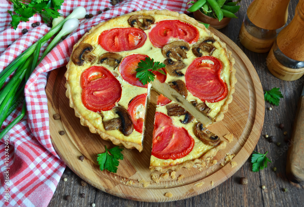 Quiche with Adygei cheese, mushrooms and tomatoes Quiche with Adygei cheese, mushrooms and tomatoes