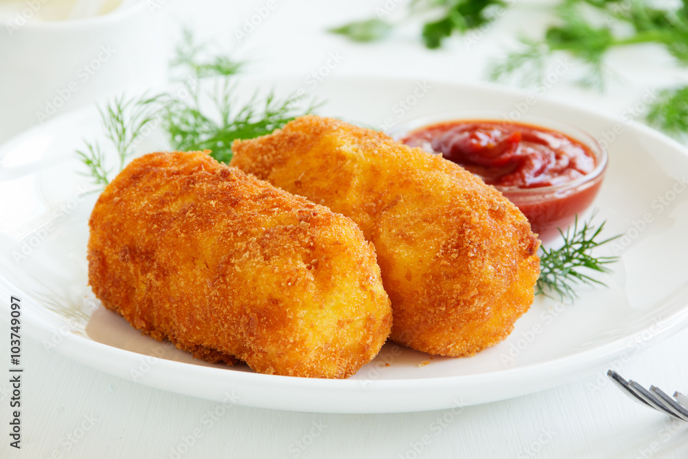 Potato croquettes with mozzarella. Potato croquettes with mozzarella.
