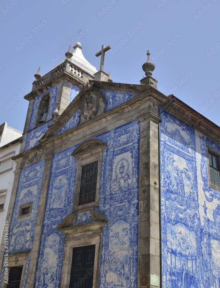 Obraz premium Saint Catarina church in Porto, Portugal