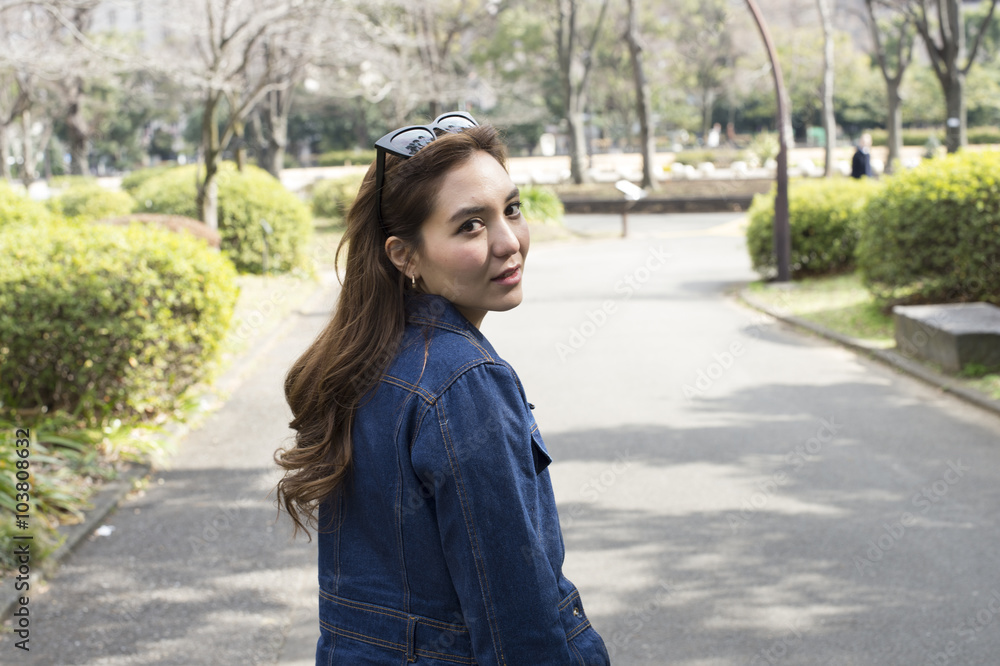 Young women who walk in the park Young women who walk in the park