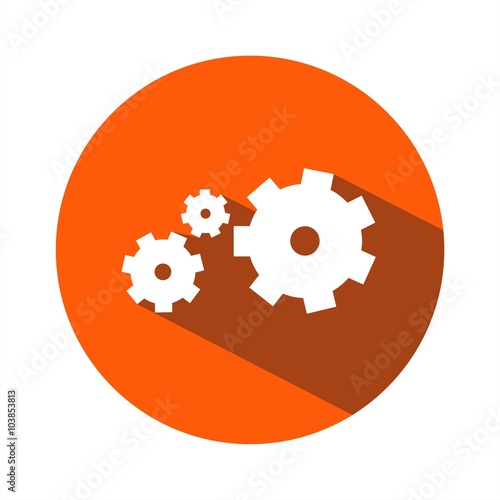 Icono de engranaje. Símbolo de configuración o ajustes en fondo naranja