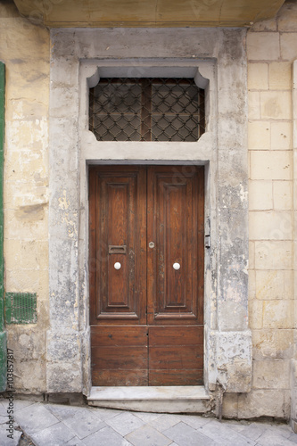 Typische Haustür in Valletta in der Merchants Street, Valletta, Malta, Europa
