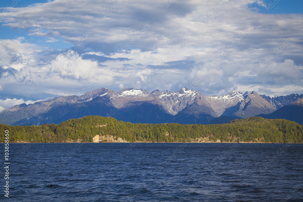 Lake Manapouri Fjordland Neuseeland Lake Manapouri Fjordland Neuseeland