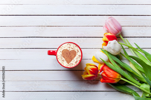Fototapeta Naklejka Na Ścianę i Meble -  Beautiful bouquet of tulips