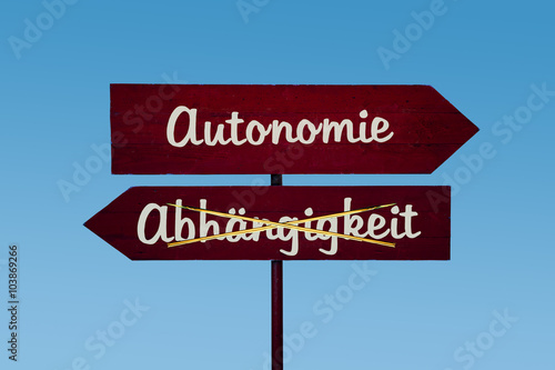 Schild 48 - Autonomie  photo