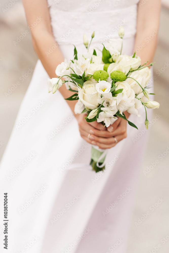 White roses bride bouquet 