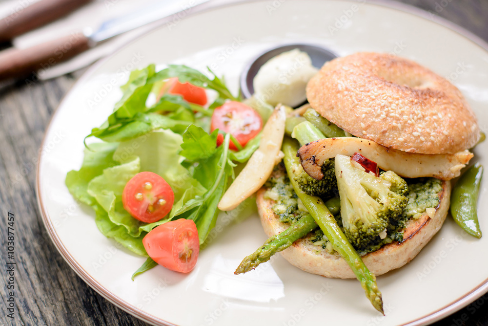 Salad Bagel Salad Bagel