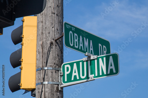 Photos Intersection of Obama Drive and Paulina Street in Calumet Park,  Illinois