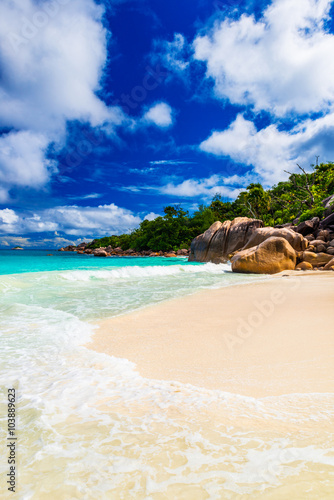 Fototapeta Naklejka Na Ścianę i Meble -  Anse Lazio beach. The Seychelles