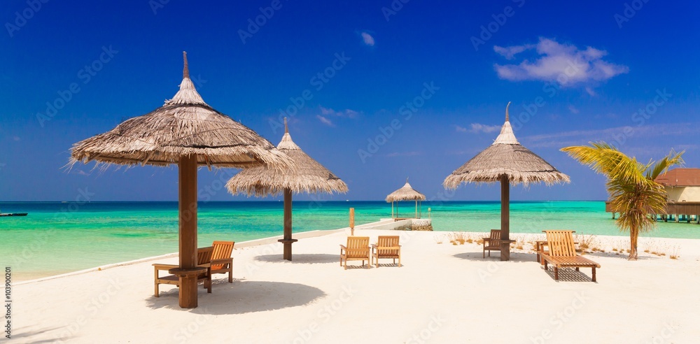 Maldives, parasol and sunbed
