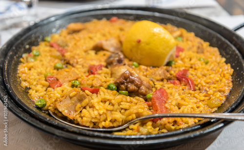 Traditional spanish Paella