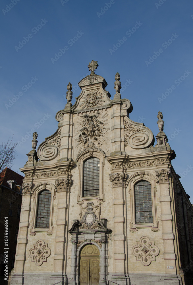 Façade de la cathédrale de Cambrai