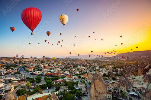 Hot air balloons  © Goinyk