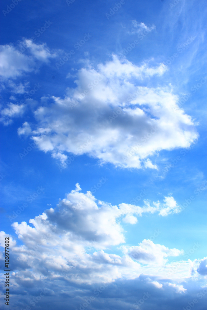 Fototapeta premium picturesque white clouds on blue sky